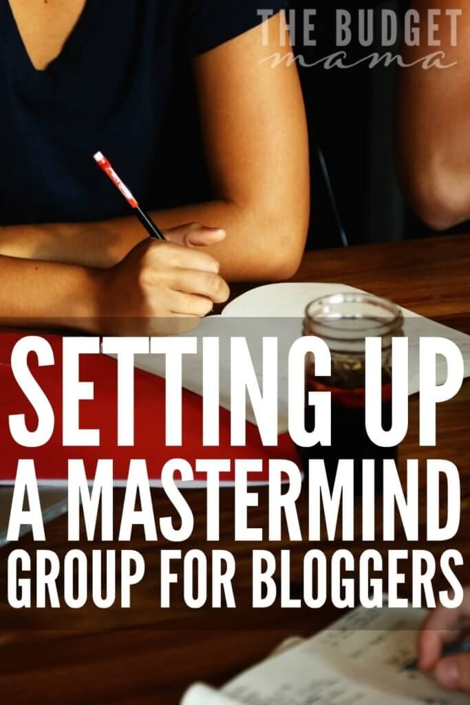 How to set up a mastermind group for bloggers that is not only successful but worth your time. It's easier than you might think. 