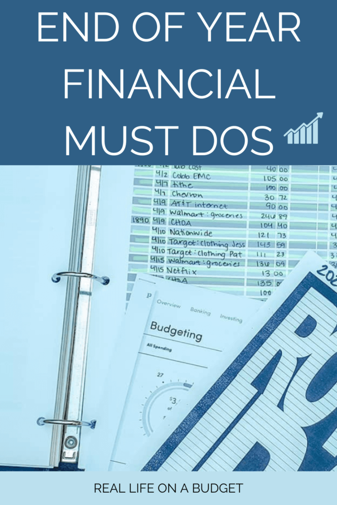It's almost the New Year! Here are the finanical must dos you need to check off before January 1st!